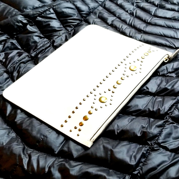 NWT Frye Harness Stud Pouch Clutch Ivory Leather - Picture 6 of 11